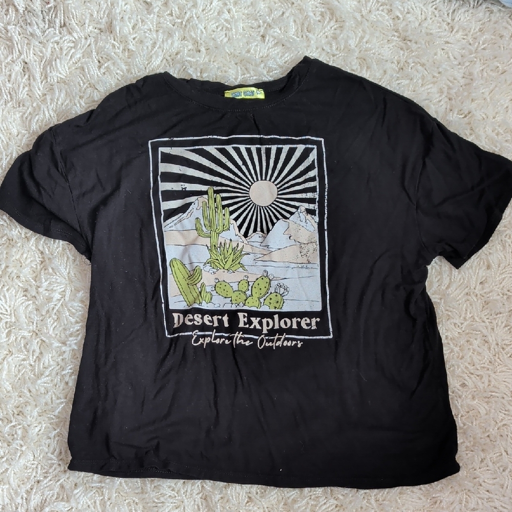 Black Desert Explorer Graphic T-Shirt